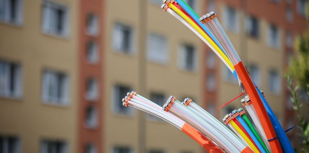 Internet über das Glasfasernetz ist die Zukunft. (Archivbild)