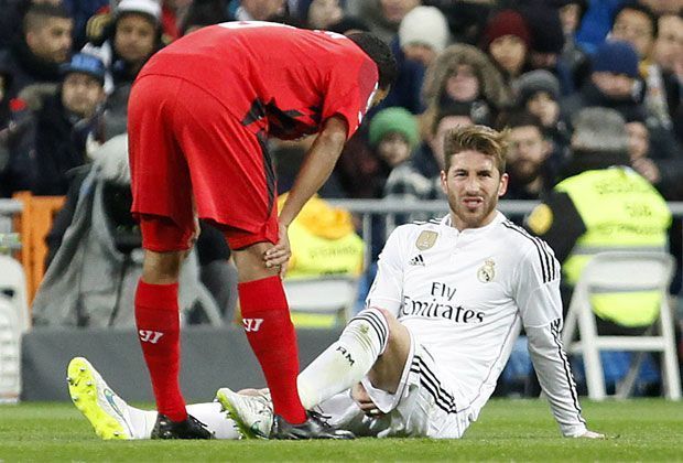
                <strong>Sergio Ramos Verletzung</strong><br>
                Auch Sergio Ramos wurde bereits vor der Halbzeit ausgewechselt. Eine Verletzungsdiagnose steht noch aus.
              