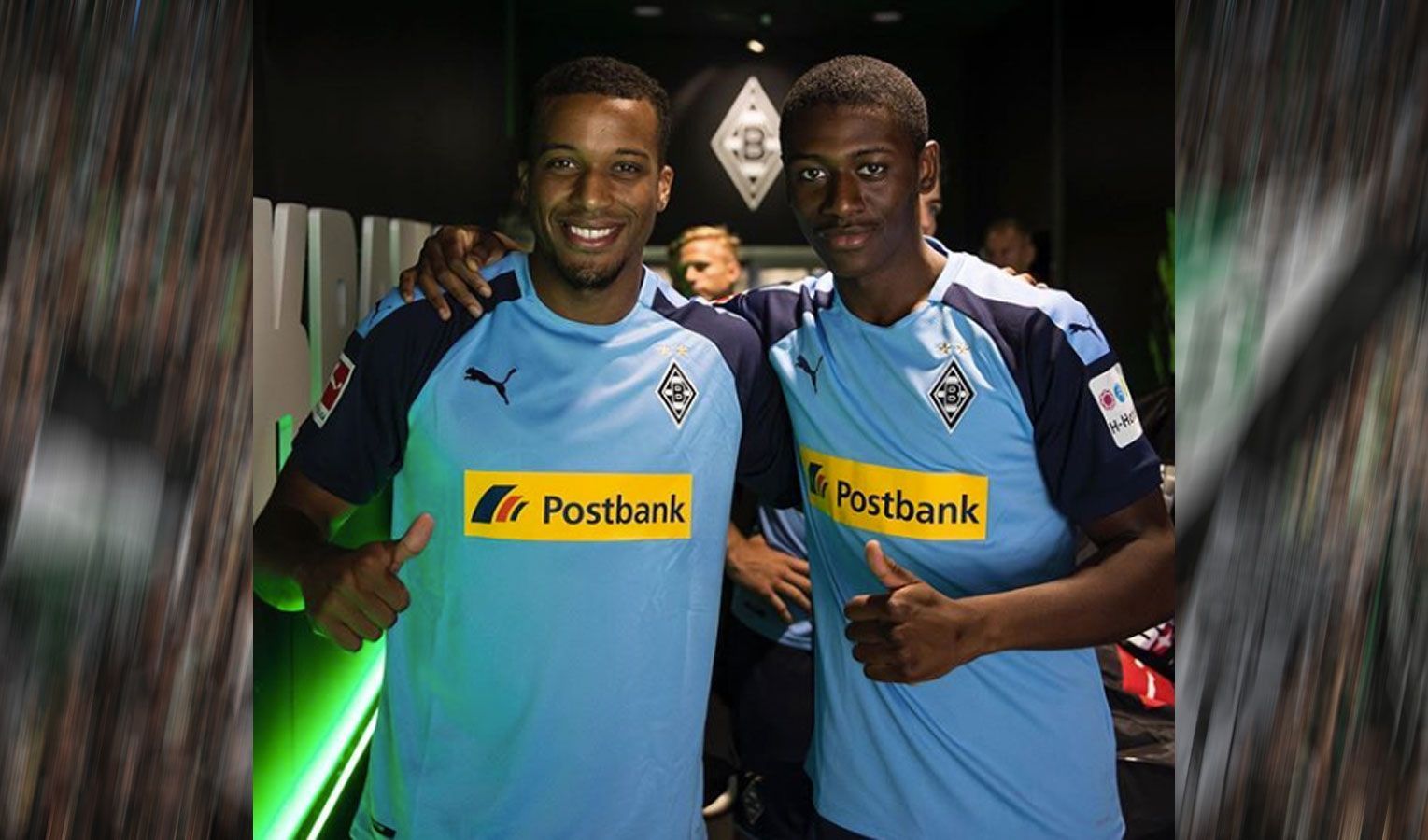 
                <strong>Borussia Mönchengladbach</strong><br>
                Auswärts sollen die Gegner in der Saison 2019/2020 ebenfalls ihr blaues Wunder erleben. Die Jerseys für die Gastspiele sind in einem Babyblau gehalten, das zumindest Alassane Plea (l.) und Mamadou Doucoure Freude zu bereiten scheint. Nur die Vereinsfarben Schwarz-Weiß-Grün sucht man vergebens.
              