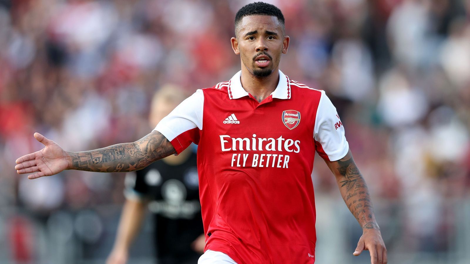 
                <strong>Platz 13 - Gabriel Jesus</strong><br>
                &#x2022; Ablösesumme: 52,2 Millionen Euro  <br>&#x2022; Aufnehmender Verein: FC Arsenal  <br>&#x2022; Abgebender Verein: Manchester City <br>&#x2022; Position: Mittelstürmer<br>
              