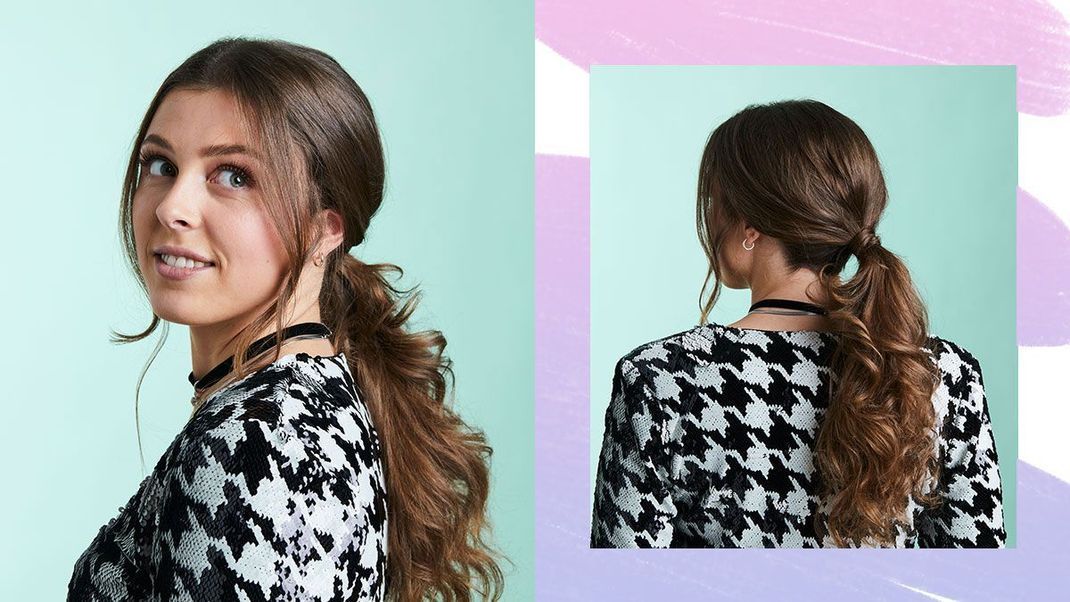 Modern und elegant – der Low Ponytail schmeichelt wirklich allen Gesichtsformen. Lasst dabei gerne ein paar Strähnen über beide Ohren fallen, das rundet den Look perfekt ab.