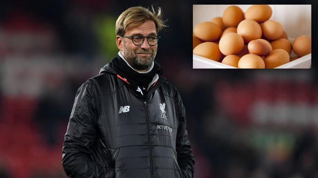 
                <strong>FC Liverpool: Eier</strong><br>
                Keine Eier beim FC Liverpool? Klingt absurd, doch die Ernährungsberaterin der "Reds" hat den Profis vor Fußballspielen "No Egg Days" ("Keine Eier"-Tage) verordnet. Der Grund? Eiweiß und Fett wären nur schwer zu verdauen. 
              