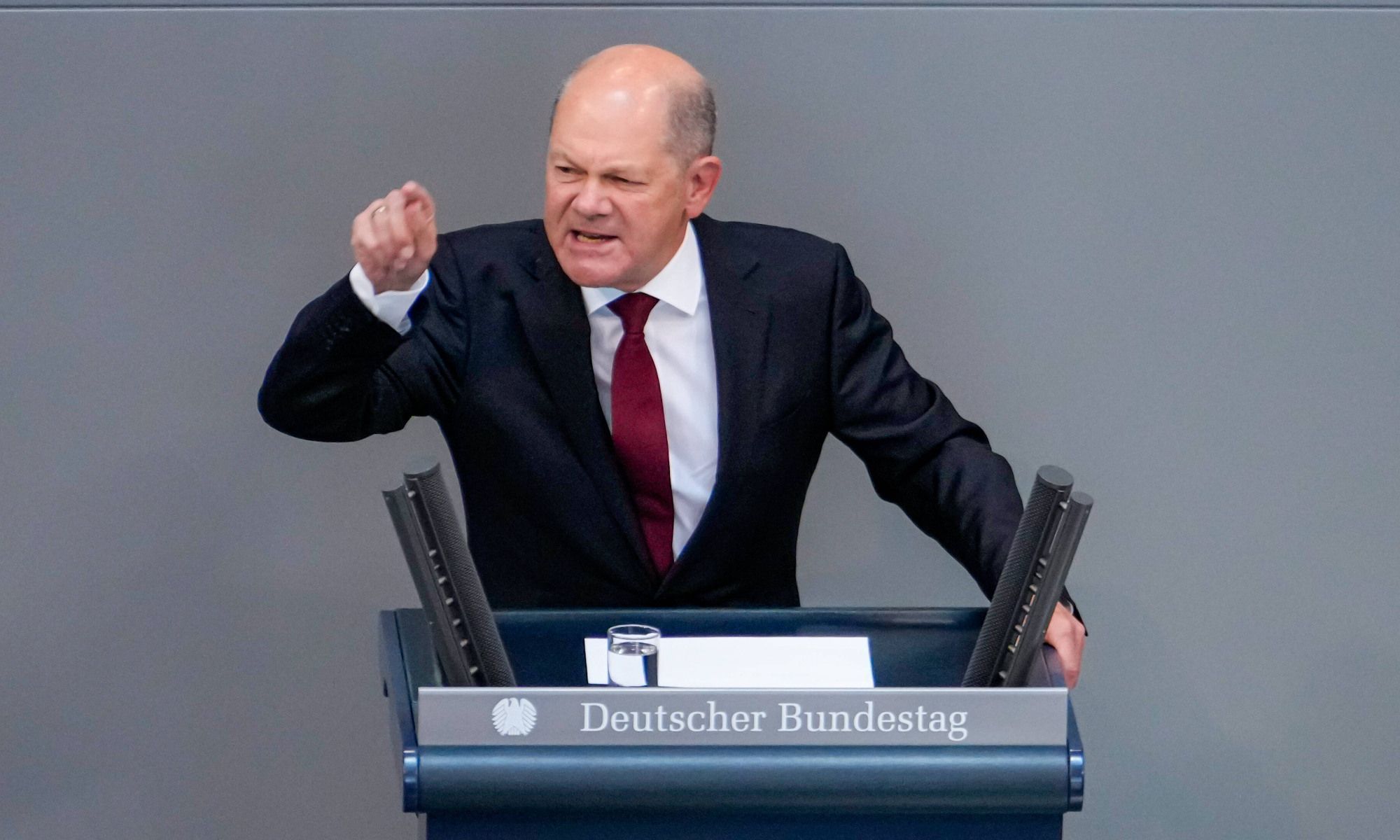 Merz Vs. Scholz: Schlagabtausch Bei Generaldebatte | P7 Newstime