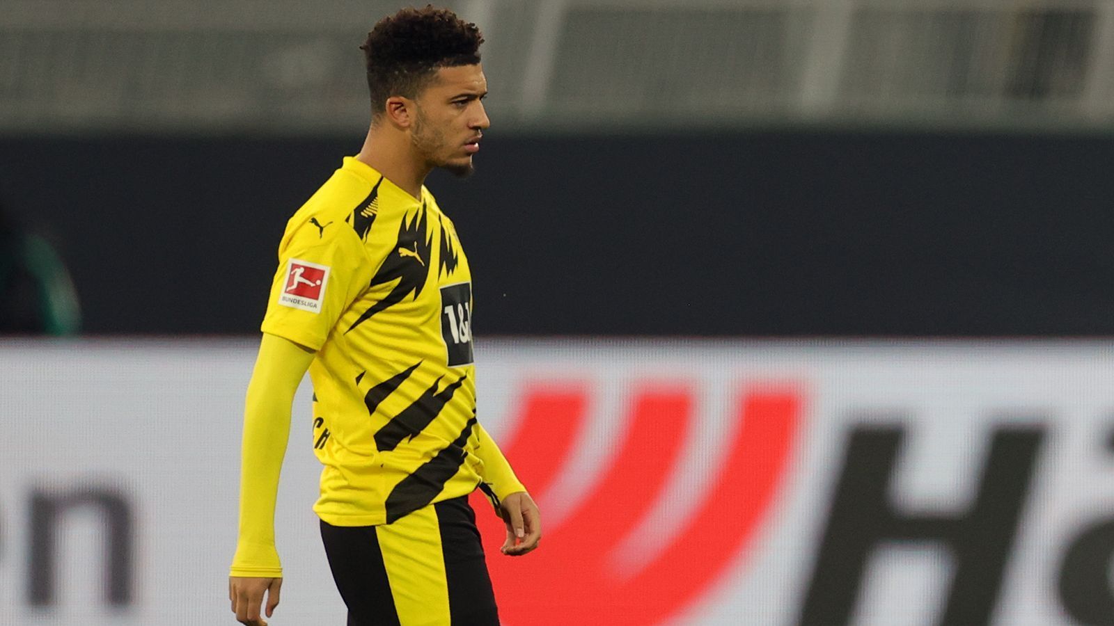 
                <strong>Jadon Sancho (Borussia Dortmund)</strong><br>
                Zweikampffreudig, trickreich und auch für die Drecksarbeit nicht zu schade. Die sehenswerte Vorstellung wird nur von einigen Schludrigkeiten im Ballbesitz überschattet. In der zweiten Hälfte taucht Sancho etwas ab, für ihn kommt Hazard für die Schlussphase. ran-Note: 3
              