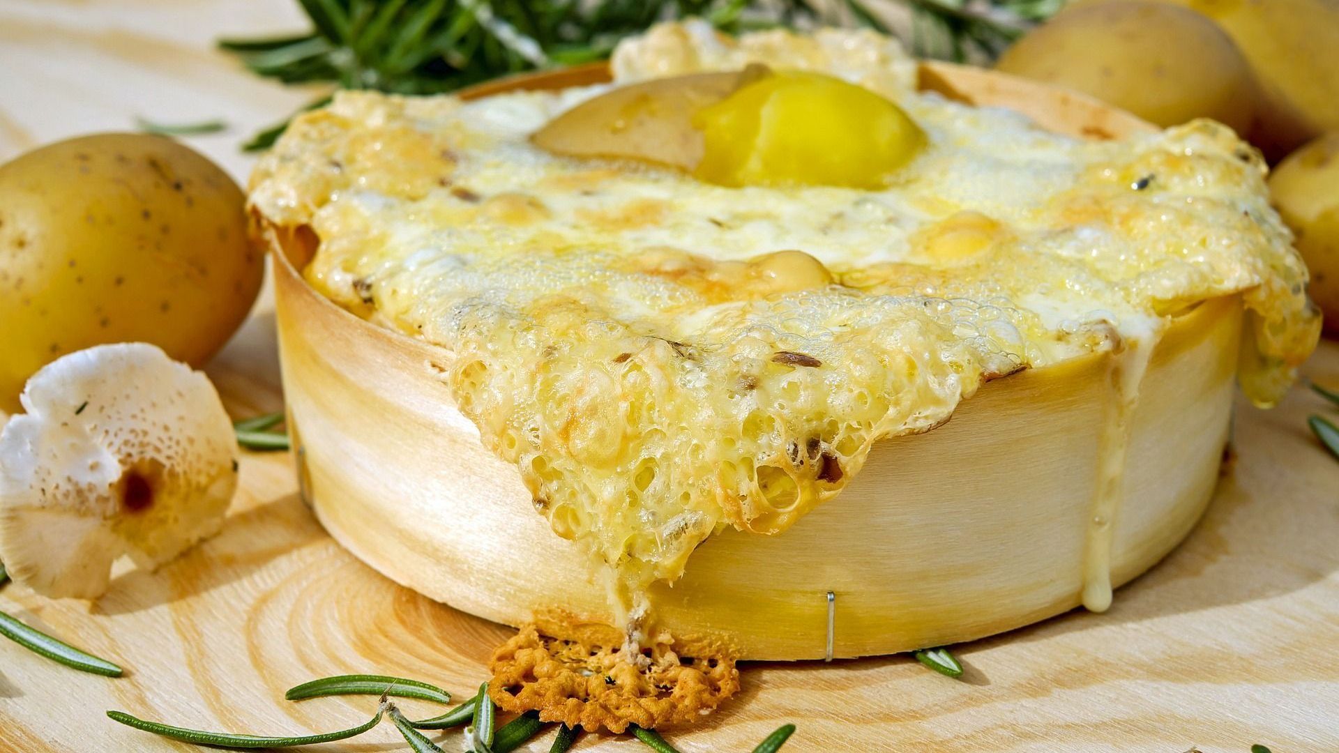 oven-baked-cheese-2817144_1920