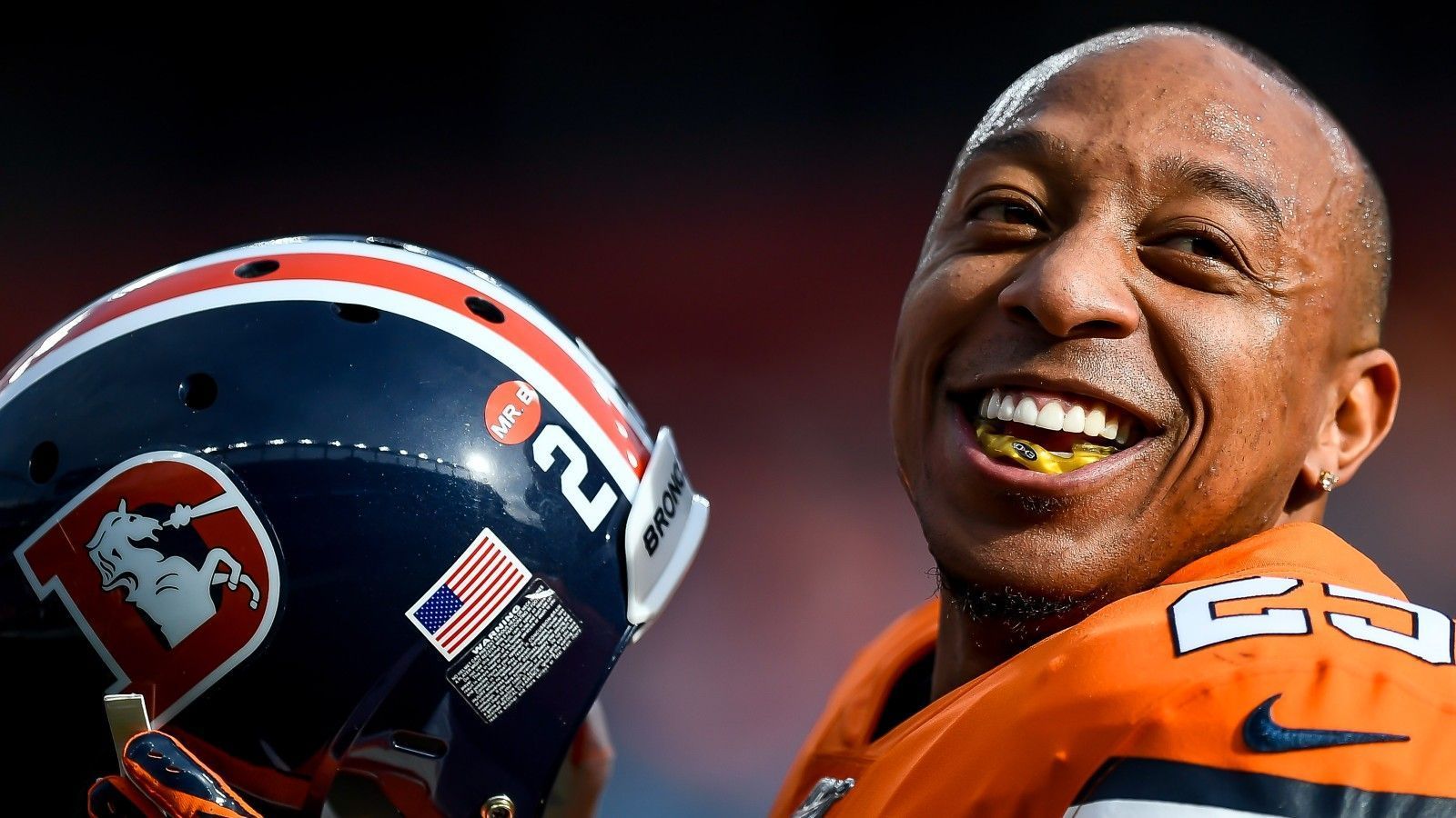 
                <strong>Platz 8: Chris Harris Jr. </strong><br>
                Chris Harris Jr. wurde aufgrund seiner Größe von nur 1,78 Meter im Draft 2011 nicht beachtet, danach schloss er sich den Denver Broncos an. Dort entwickelte er sich zu einem der besten Slot-Cornerbacks der Liga. Mit den Broncos siegte Harris Jr. nicht nur im Super Bowl 50. Er wurde auch fünfmal in den Pro Bowl gewählt. Zudem ist er Mitglied des NFL 2010s All-Decade Teams. 
              