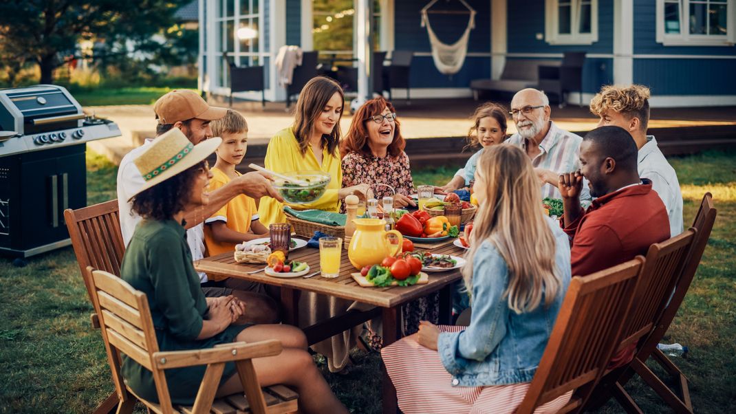 Für ein schönes und vor allem entspanntes BBQ bereitest du am Besten so viel wie möglich vor, damit du die Zeit mit deinen Gästen auch genießen kannst.