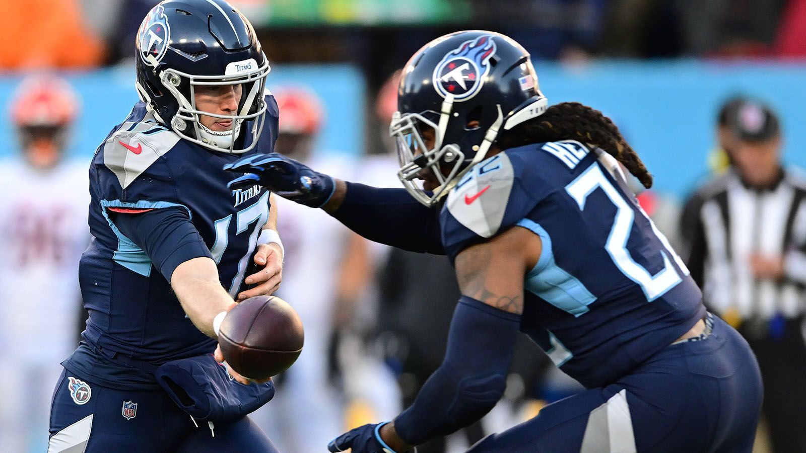 
                <strong>17. Platz (geteilt): Tennessee Titans </strong><br>
                &#x2022; Overall Rating: <strong></strong><br>&#x2022; Beste Spieler: Derrick Henry (97), Kevin Byard (92), Jeffery Simmons (88)<br>
              