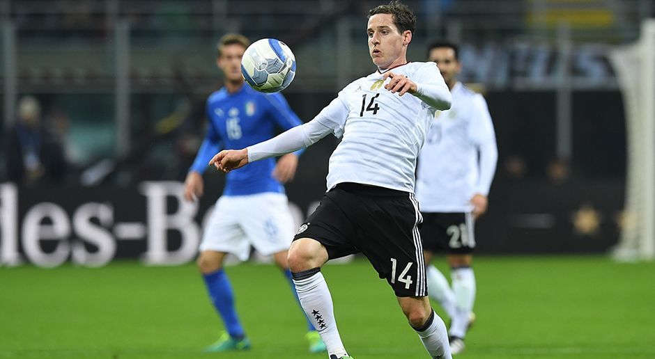 
                <strong>Mittelfeld: Sebastian Rudy</strong><br>
                Von 2003 bis 2008 durchlief Sebastian Rudy mehrere Stuttgarter Jugendteams. Unter Armin Veh debütierte er für die Profimannschaft. Nach 29 Pflichtspielen für die Schwaben wechselte er ins Kraichgau zur TSG Hoffenheim. Durch die starke vergangene Saison wurde auch Jogi Löw wieder auf den 27-Jährigen aufmerksam. Im Sommer nominierte er ihn für den Confederations-Cup. Mit einer soliden Leistung gegen Norwegen hat sich Rudy trotz seiner Verletzung auch im Hinblick auf die WM im kommenden Jahr empfohlen.
              