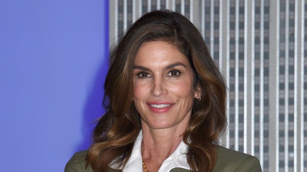 Model-Ikone Cindy Crawford feiert ihren 58. Geburtstag!