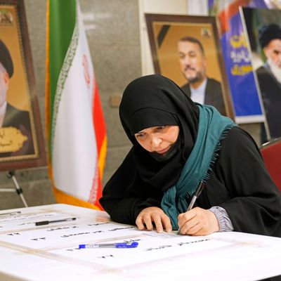 Der Iran wählt einen neuen Präsidenten: Hoffnung auf innenpolitische Änderung