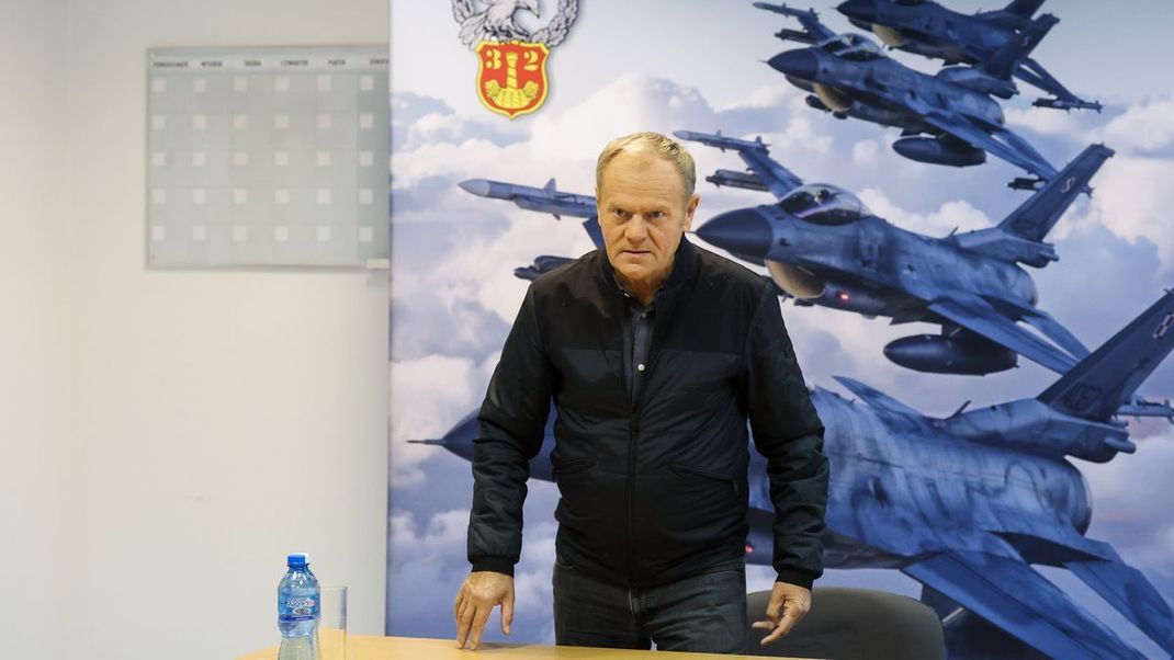 Polens Regierungschef Donald Tusk (Bild) spricht von einem gezielten Angriff Russlands.