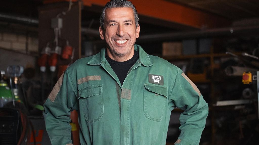 Feuer, Höhenkoller und Lebensgefahr für Michael Manousakis - das passiert in Folge 3 von "Morlock Motors"
