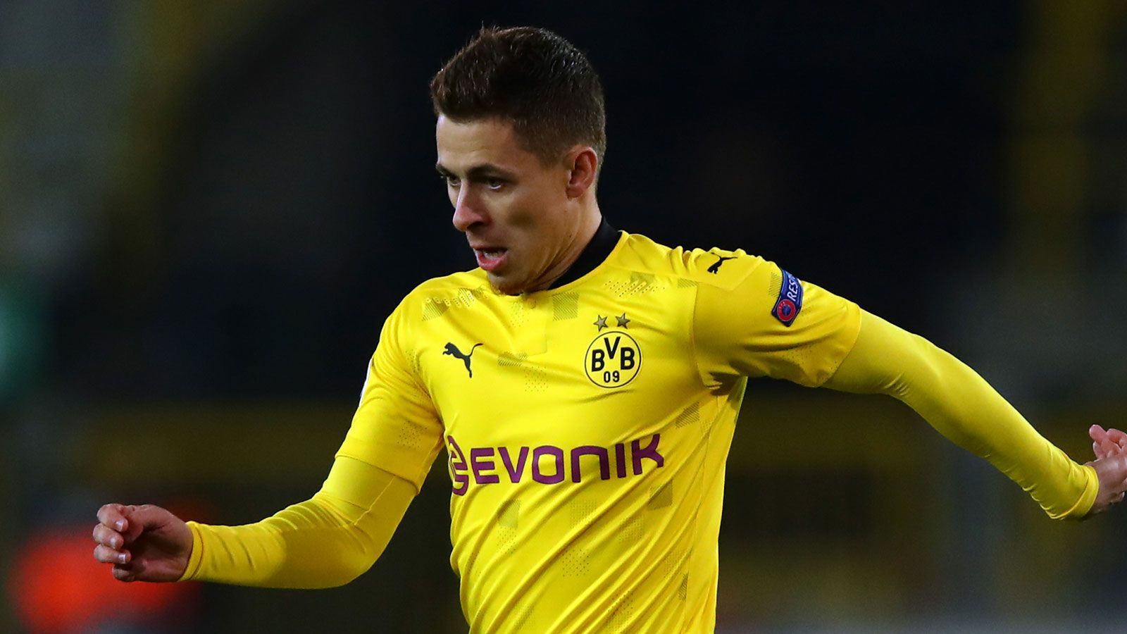 
                <strong>Thorgan Hazard</strong><br>
                In der 68. Minute ersetzt Hazard den Torschützen Sancho, nimmt aber kaum Einfluss auf das Spiel. ran-Note: 4
              