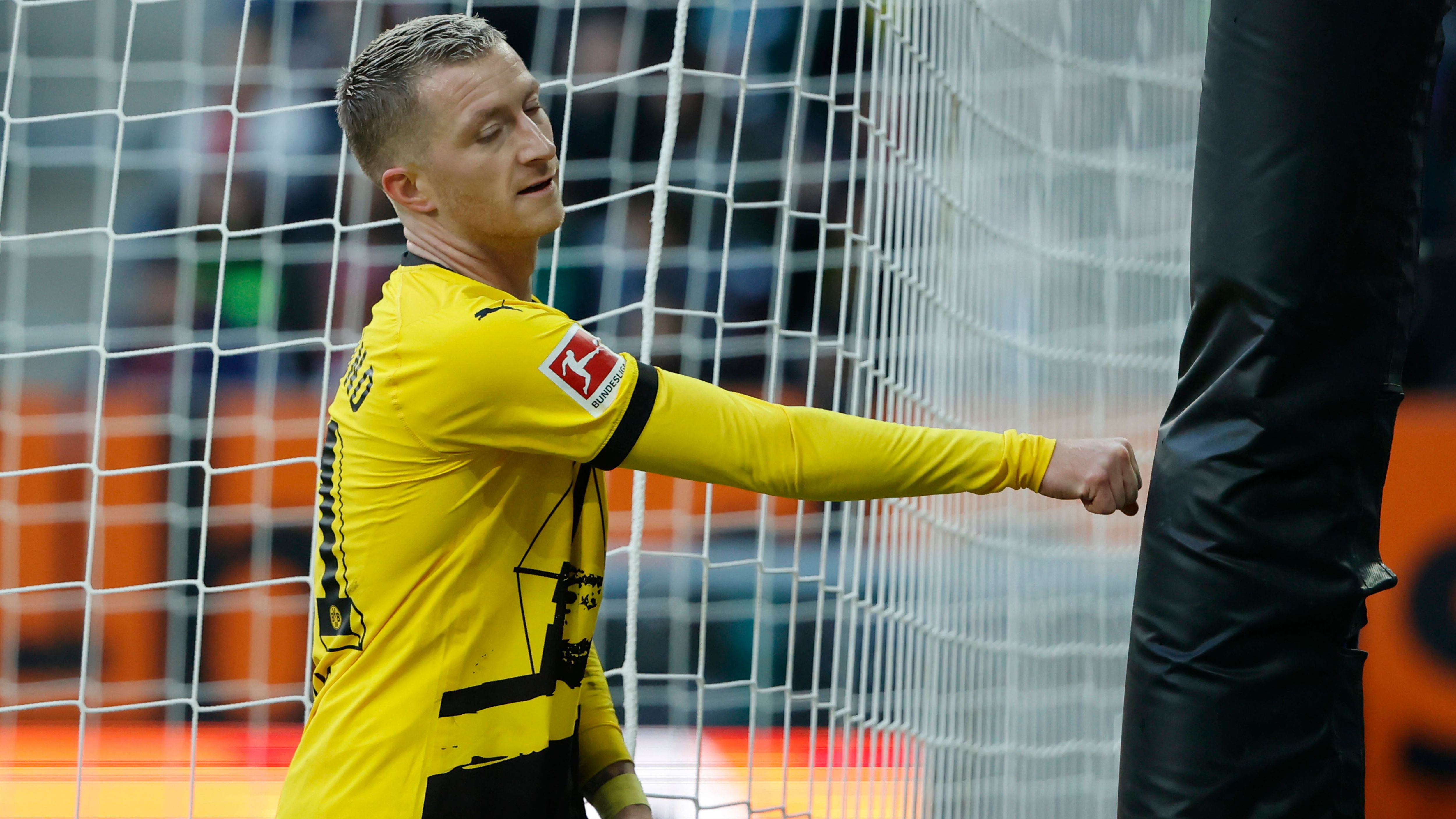 <strong>Marco Reus (Mittelfeldspieler)</strong><br>Wohl auch im Glauben, er würde nicht mehr Teil der Stammelf sein, gab Reus sein Kapitänsamt vor der Saison ab. Doch auch mit 34 Jahren gehört der Edeltechniker zum Stammpersonal. Nach einem furiosen Saisonstart mit vier Torbeteiligungen an den ersten sieben Spieltagen wurde es etwas ruhiger um ihn. <strong><em>ran</em>-Weihnachtsnote: 3</strong>