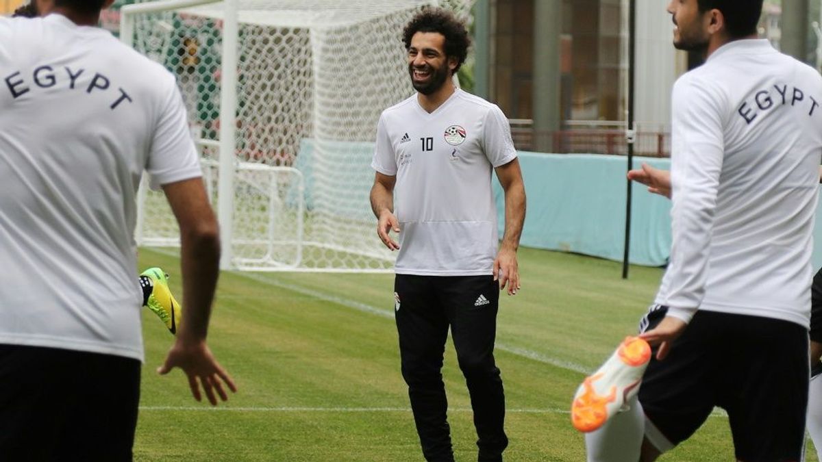 Mohamed Salah (M.) kann gegen Russland spielen