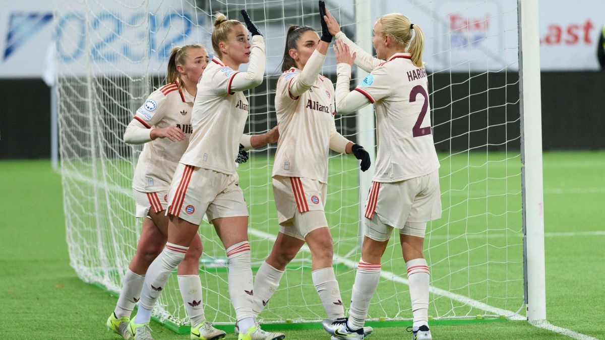 Jubel über das 1:0 - und den Viertelfinal-Einzug