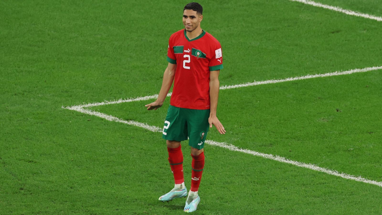 
                <strong>Verteidigung: Achraf Hakimi (24, Marokko)</strong><br>
                &#x2022; Einsätze: 7 (633 Spielminuten)<br>&#x2022; Scorerpunkte: 1 Assist<br>&#x2022; Gewonnene Zweikämpfe: 46<br>&#x2022; Länderspiele: 61<br>&#x2022; Verein: Paris Saint-Germain<br>
              