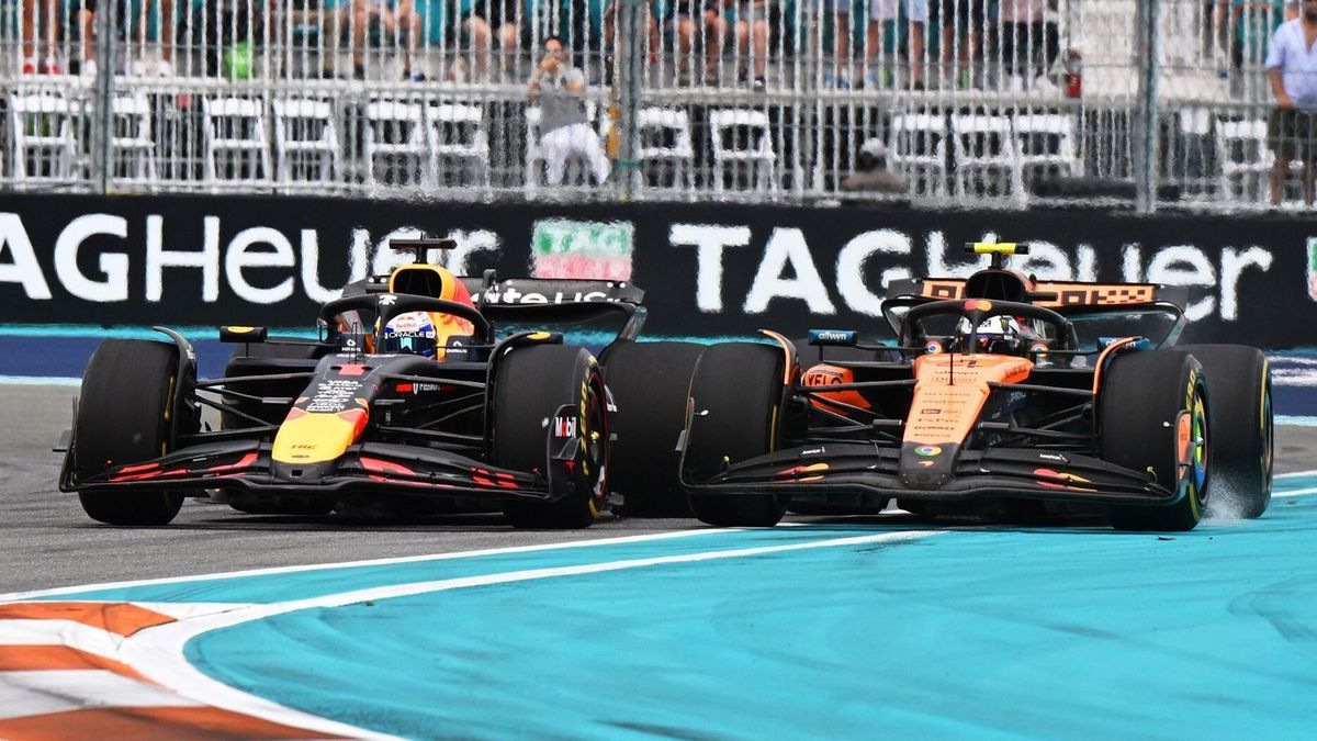 Max Verstappen im Zweikampf mit Lando Norris in Miami 2025