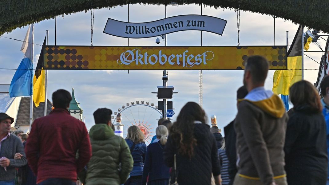 Das Lied von Gigi D'Agostino darf nicht auf dem Oktoberfest angestimmt werden.