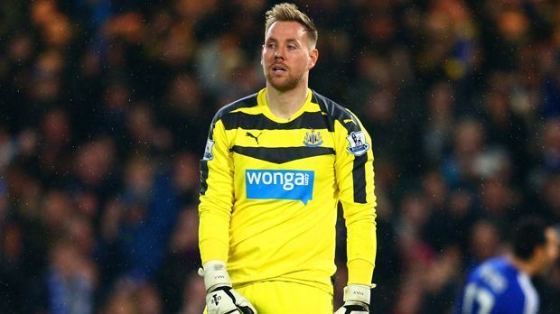 
                <strong>Rob Elliot (Irland)</strong><br>
                Rob Elliot (Irland): Newcastle-Torhüter Rob Elliot wird bei der Europameisterschaft 2016 nicht im irischen Tor stehen. Der 31-Jährige verletzte sich im Länderspiel-Test gegen die Slowakei am Knie und wird sechs Monate ausfallen. 
              