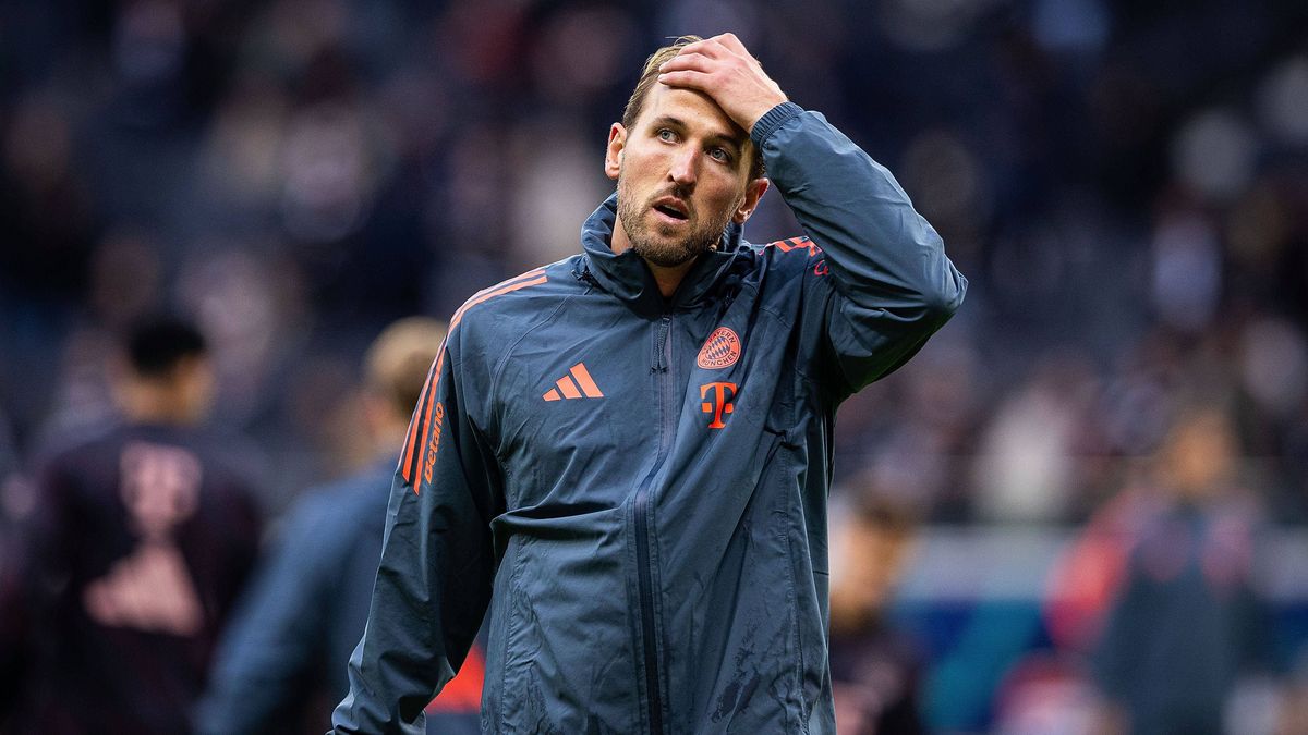 04.10.2025, xovx, Fußball Bundesliga, Eintracht Frankfurt - FC Bayern München Harry Kane (FC Bayern München) (DFL DFB REGULATIONS PROHIBIT ANY USE OF PHOTOGRAPHS as IMAGE SEQUENCES and or QUASI-VID...
