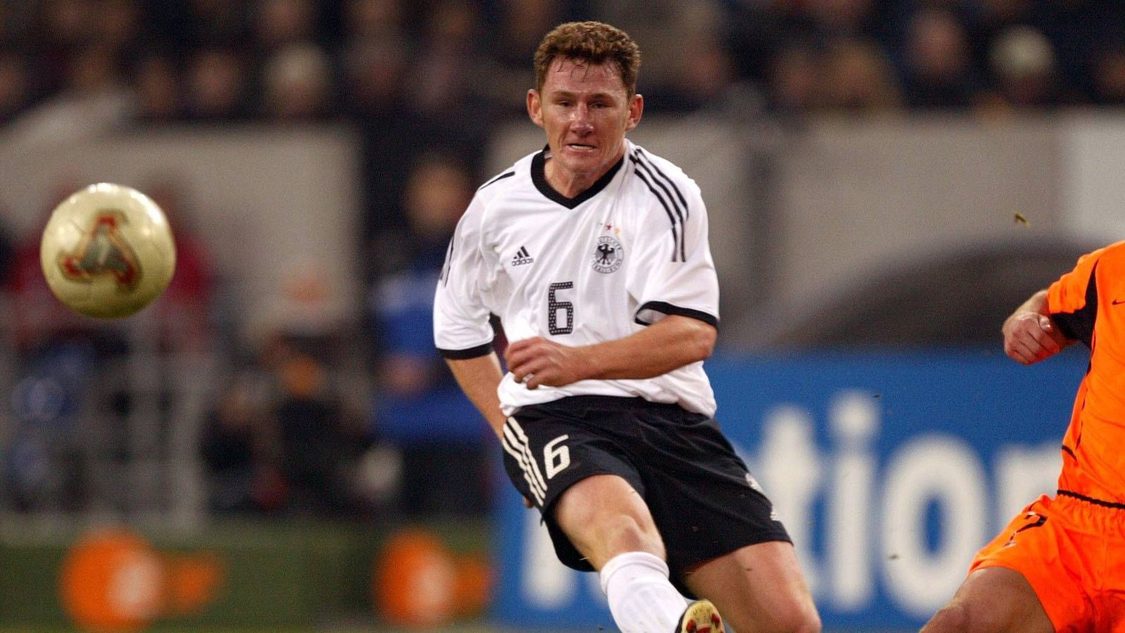 
                <strong>Slawomir "Paul" Freier, 19 Länderspiele</strong><br>
                Der Ex-Profi des VfL Bochum gab 2002 sein Länderspieldebüt als Zweitliga-Spieler. Alle anderen Länderspiele bestritt er als Bundesliga-Profi.
              