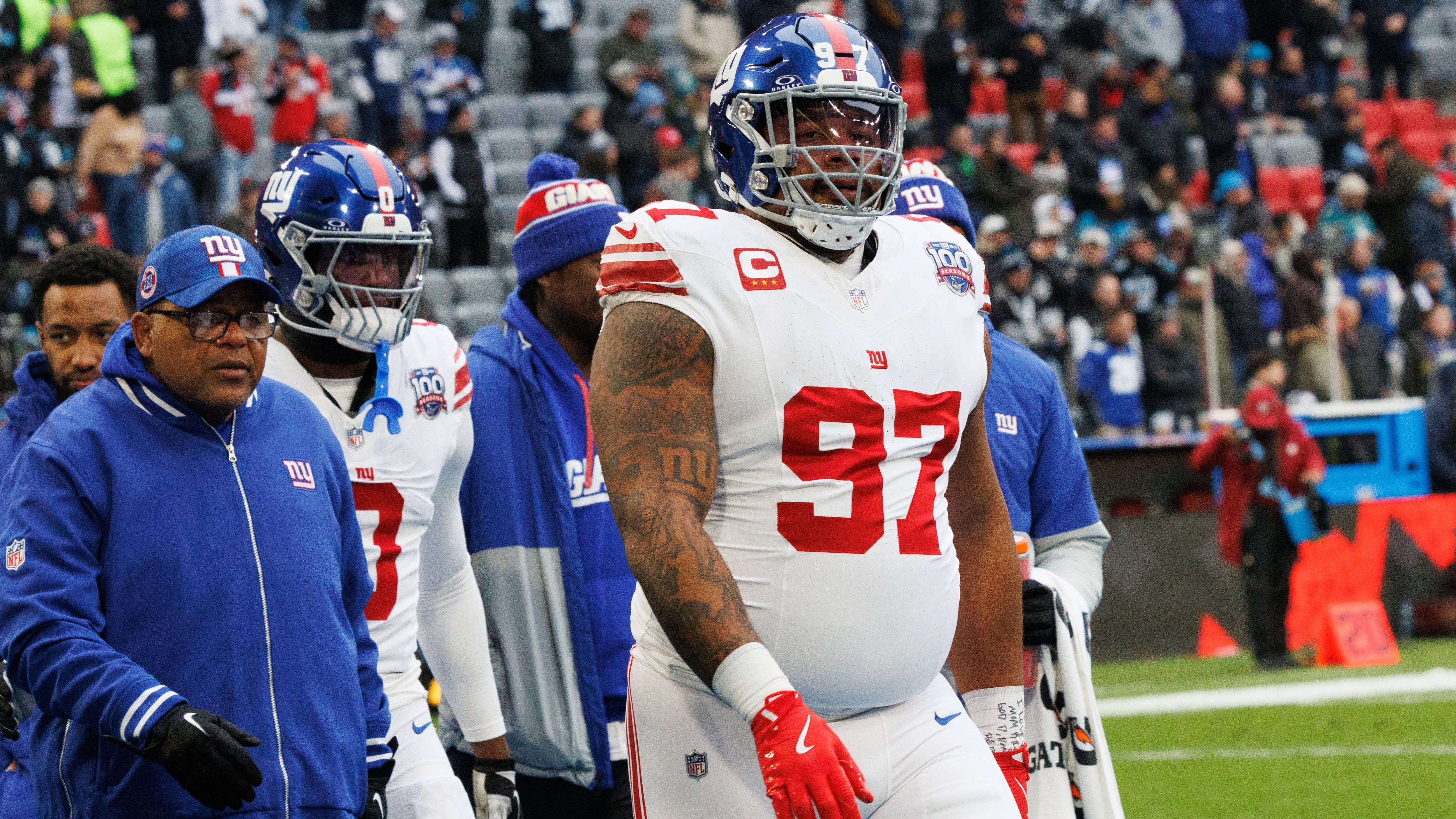 <strong>Platz 10: New York Giants<br></strong>Ein ähnliches Bild zeichnet sich bei den Giants ab. Auch in New York schürt der Pass Rush viele Hoffnungen. Nicht zuletzt, weil sich die Franchise zusätzlich noch Abdul Carter im Draft sicherte. Aber auch bei den Giants könnte die Cornerback-Besetzung zur Achillesferse werden.