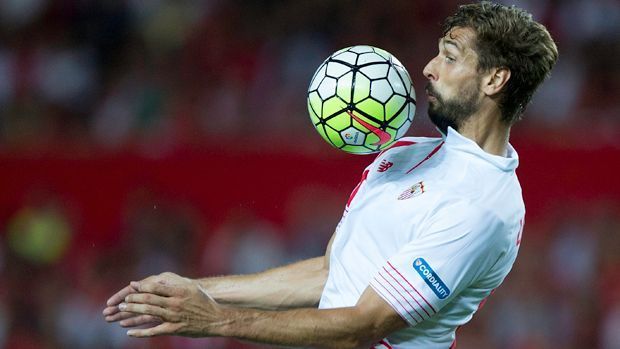 
                <strong>Fernando Llorente</strong><br>
                Fernando Llorente: Mit seinem Wechsel von Juventus Turin zum FC Sevilla bekommt der Spanier auch wieder mehr Spielanteile. Ein Tor und eine Vorlage stehen für den 30-Jährigen bisher zu Buche. Noch zu wenig, um sich wieder für die Nationalmannschaft zu empfehlen.
              