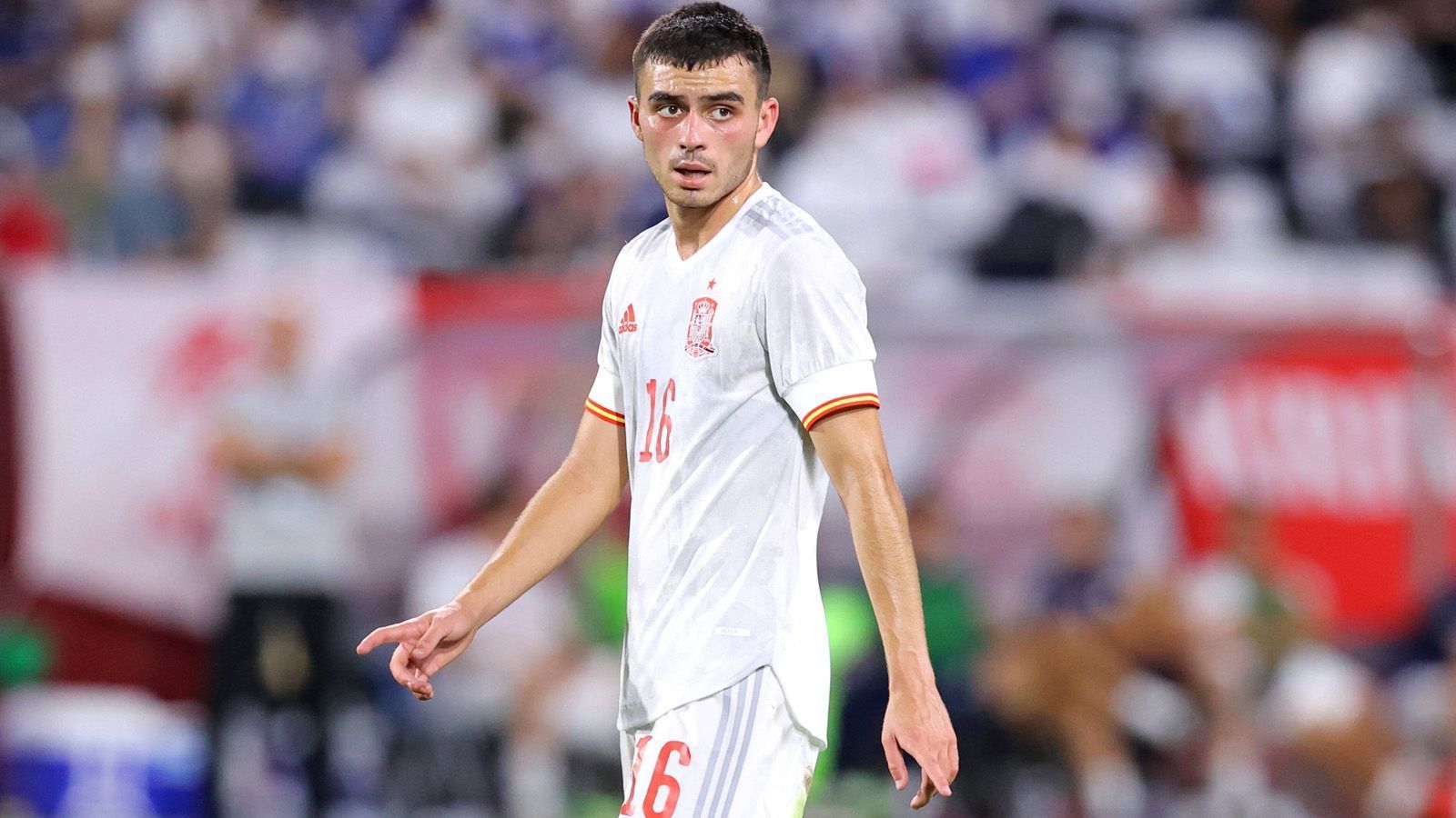 
                <strong>Pedri (18 Jahre, Spanien, FC Barcelona)</strong><br>
                Pedri ist vermutlich das größte Talent bei den Olympischen Sommerspielen. Sein Profidebüt gab er bereits im Alter von 16 Jahren in der 2. spanischen Liga für UD Las Palmas. Im Sommer wechselte Pedri für eine Ablöse von 5 Millionen Euro zum FC Barcelona. Ein Schnäppchen! Die Ausstiegsklausel des offensiven Mittelfeldspielers soll heute bei 400 Millionen Euro liegen. Er wurde zum besten jungen Spieler der Europameisterschaft 2021 gewählt. Mit Olympia folgt nun das nächste Highlight seiner jungen Karriere.          
              