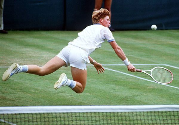 
                <strong>Boris Becker anno 1985 in Wimbledon</strong><br>
                Am 7. Juli 1985 gewann Boris Becker als jüngster und erster ungesetzter sowie erster deutscher Spieler das Tennisturnier von Wimbledon. Seine unschlagbare Geheimwaffe war der Becker-Hecht.
              