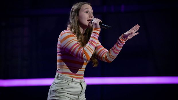 Melaniia in Runde vier der Blind Auditions von "The Voice Kids" 2023.