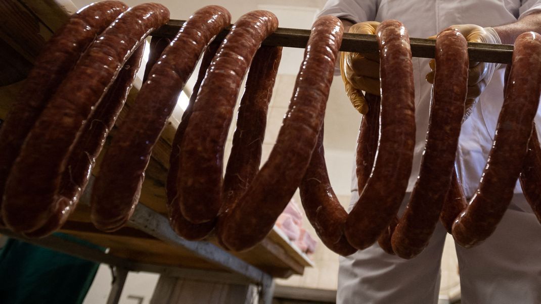 Die Firma Weininger Wurstspezialitäten ruft ihre "Thüringer Knackwurst mit Knoblauch“ wegen des Verdachts auf Listerien zurück.&nbsp;