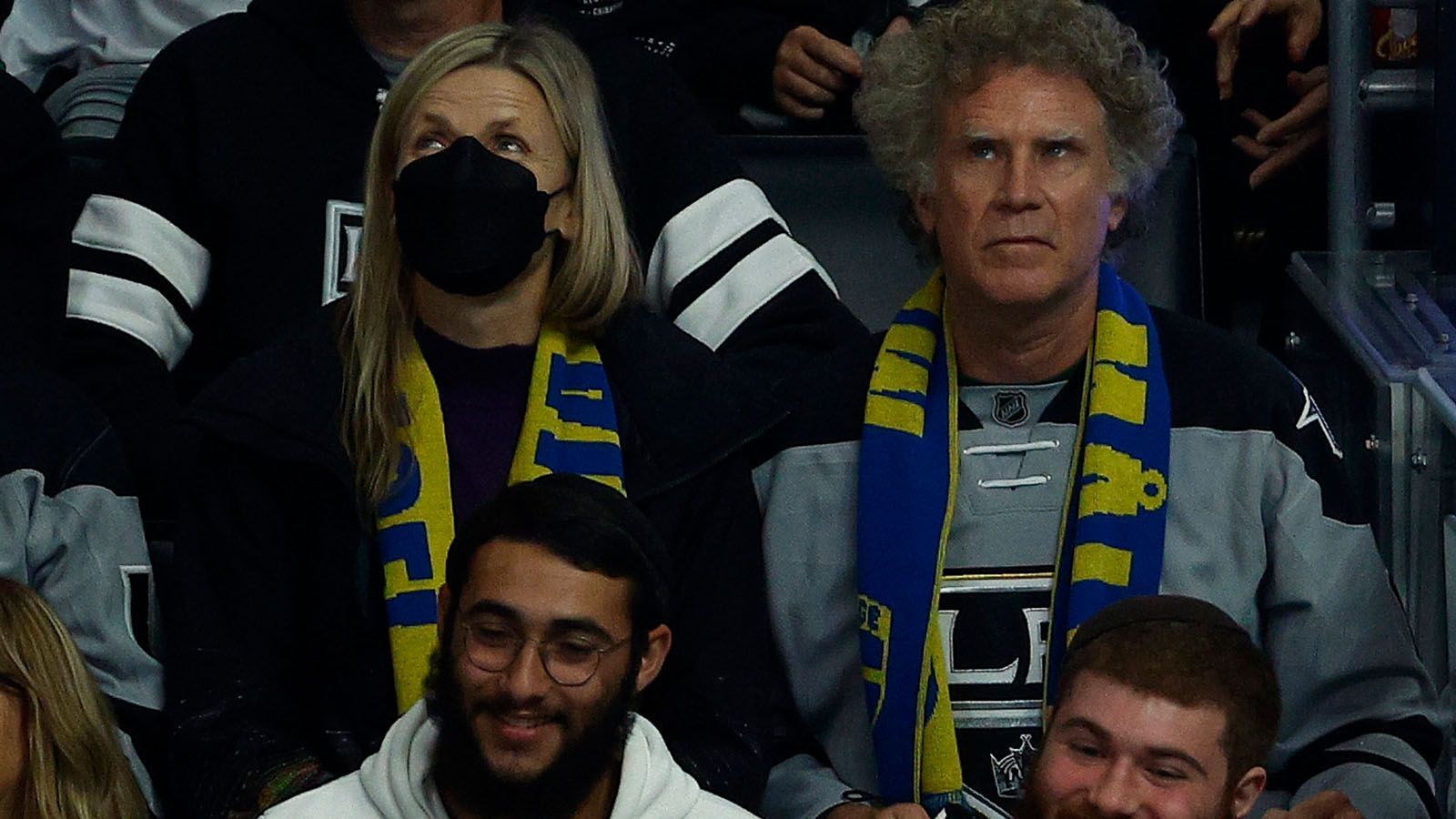 
                <strong>Will Ferrell </strong><br>
                Der Schauspieler und Comedian Will Ferrell (rechts) ist großer Fan der Los Angeles Kings.
              