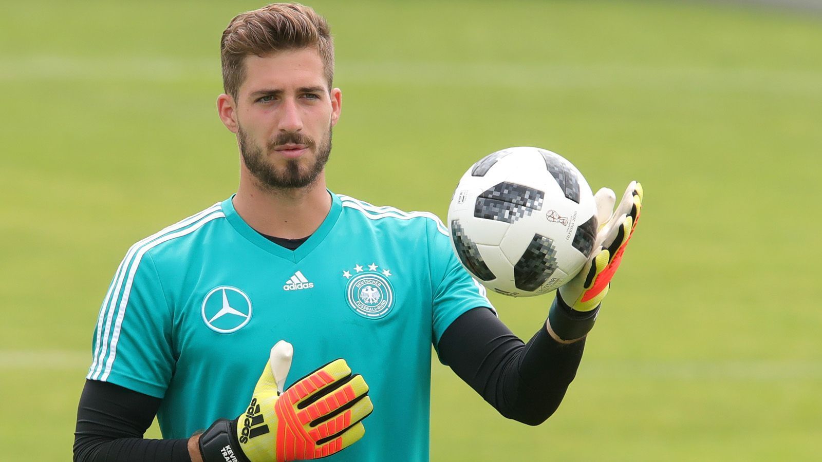 
                <strong>Kevin Trapp</strong><br>
                Besitzt keinen zweiten Vornamen
              