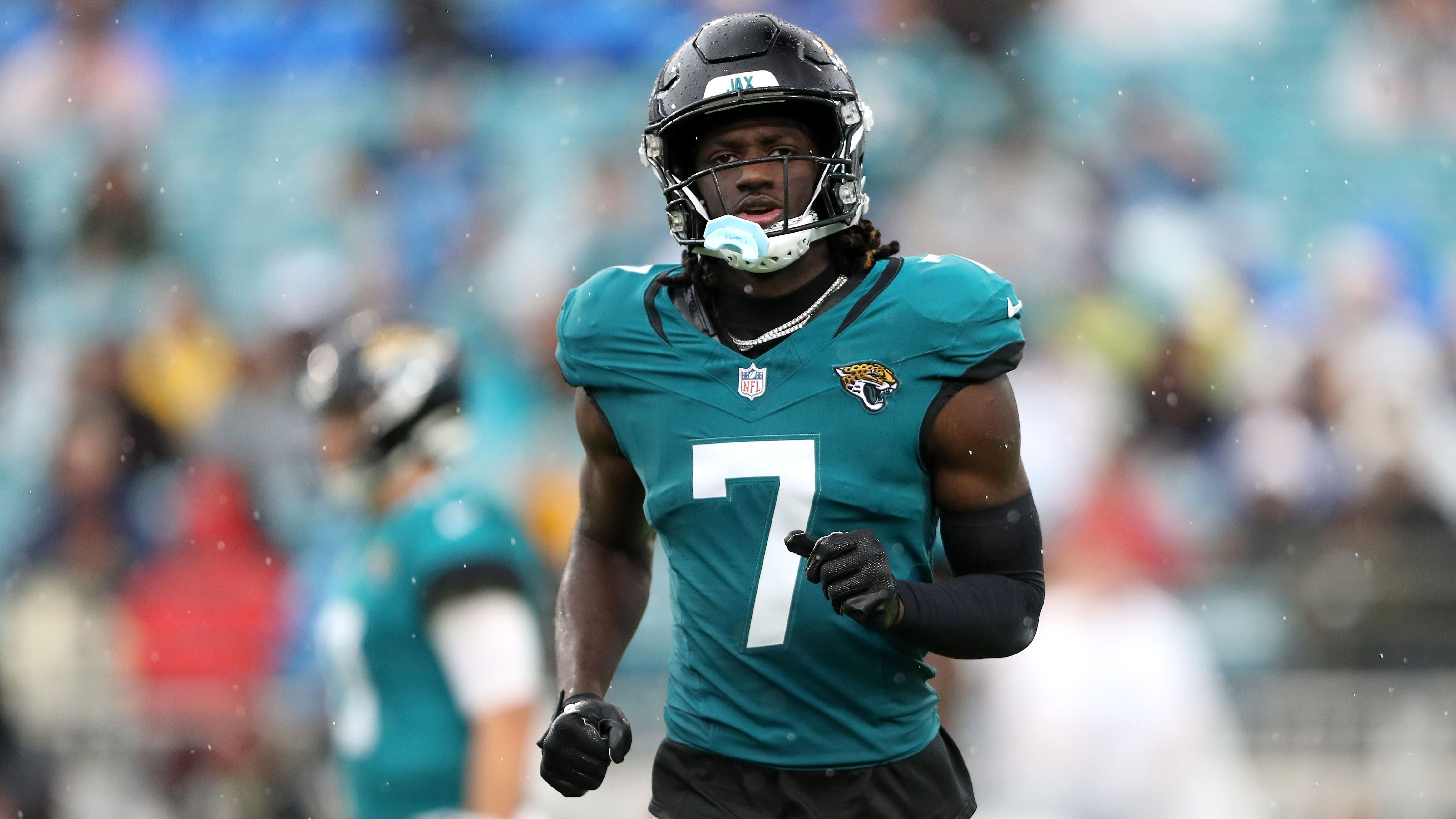 <strong>Honorable mentions:&nbsp;&nbsp;Brian Thomas Jr.</strong><br>- Team: Jacksonville Jaguars<br>- Ranking 2024: -