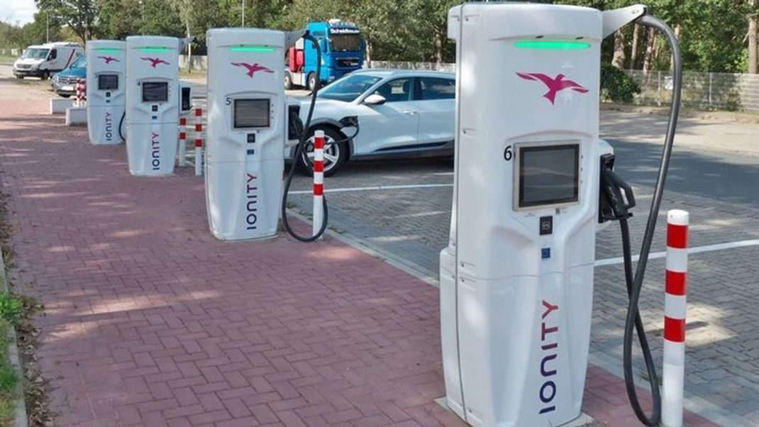 Lexikon zur Elektromobilität: L wie Laden