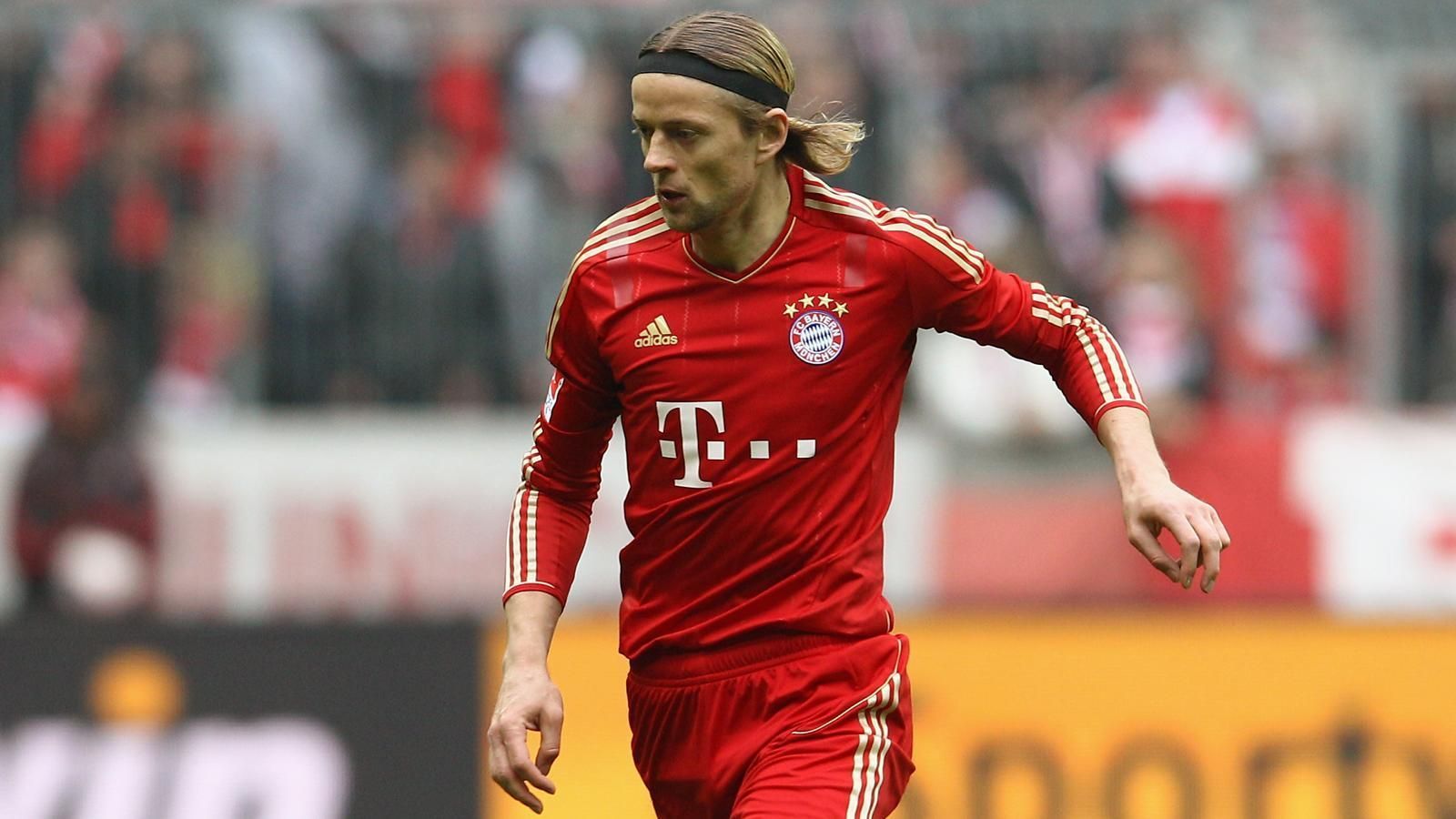 
                <strong>Platz 5: Anatoliy Tymoshchuk</strong><br>
                2009 von Zenit St. Petersburg zu Bayern MünchenAblöse: 11 Millionen EuroAlter zum Zeitpunkt des Transfers: 30
              