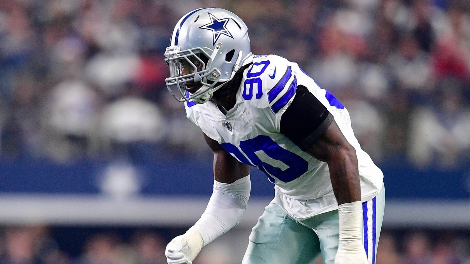 
                <strong>DeMarcus Lawrence der Erste im Bunde</strong><br>
                Der Erste im Bunde war DeMarcus Lawrence, der im Frühjahr einen neuen Fünfjahresvertrag über 105 Millionen Dollar unterschrieb.
              