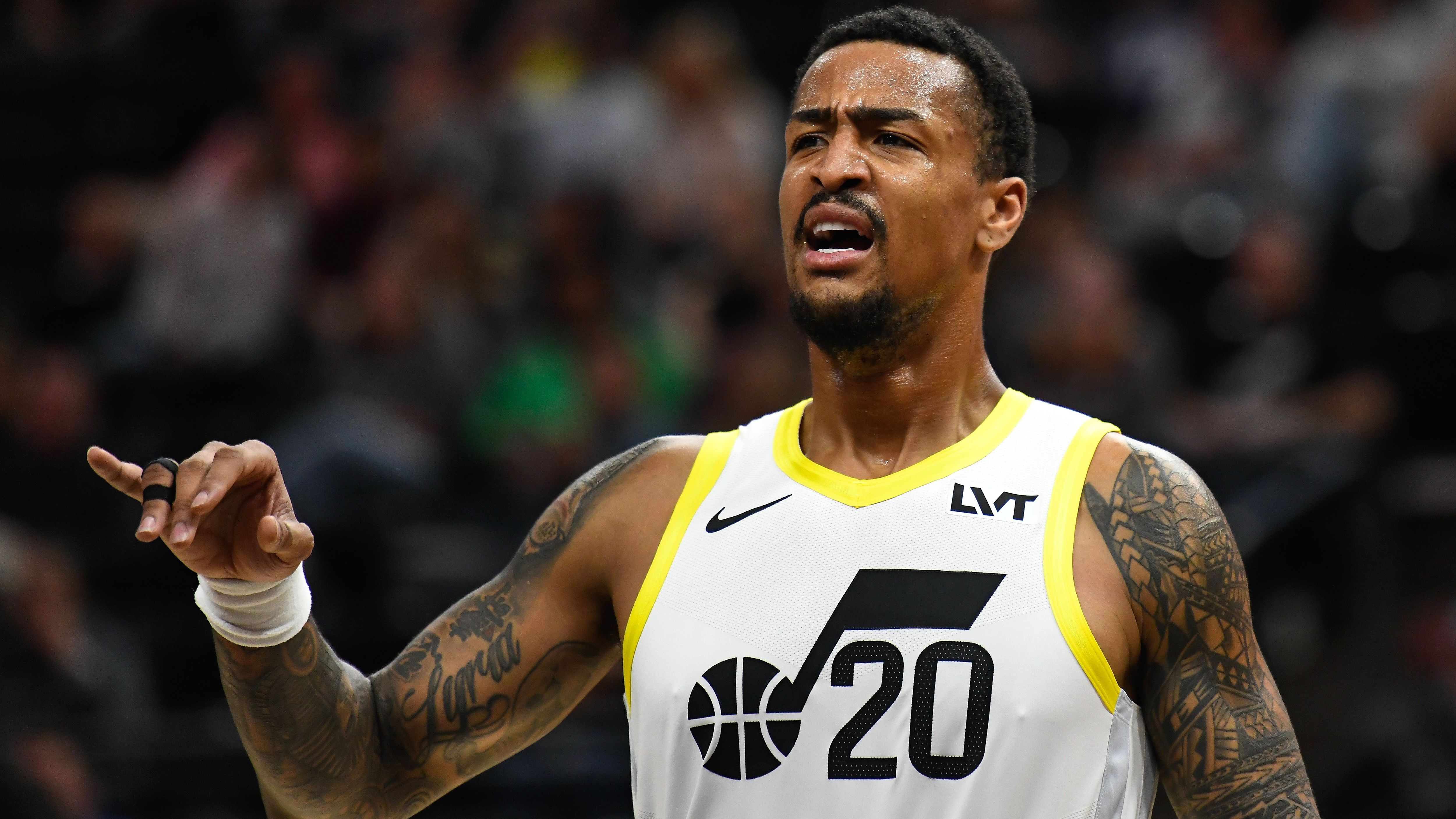 <strong>Platz 9 - Schlechteste Verträge: John Collins (Utah Jazz)</strong><br><em>Gehalt kommende Saison: 26.580.000 Dollar</em><br>John Collins war in dieser Saison wohl an dem spektakulärsten Highlight der Saison beteiligt. Nur stand er auf der falschen Seite, als Anthony Edwards brachial über ihn dunkte. Collins mag sich zwar in Utah wieder einigermaßen gefangen zu haben, jedoch ist er kein Spieler, der das hohe Gehalt rechtfertigt.