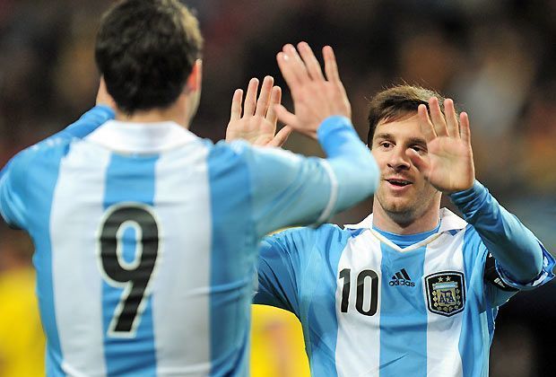 
                <strong>Gruppe F: Argentinien, Bosnien, Iran, Nigeria</strong><br>
                1986 hielt Argentinien zum letzten Mal den WM-Pokal in den Händen. Nun soll Superstar Lionel Messi das Team zum Titelgewinn führen. Die Gruppenphase sollte auf jeden Fall machbar sein
              