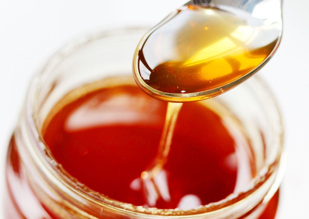 Honig & Agavendicksaft als gesündere ZuckerAlternativen? Experten warnen