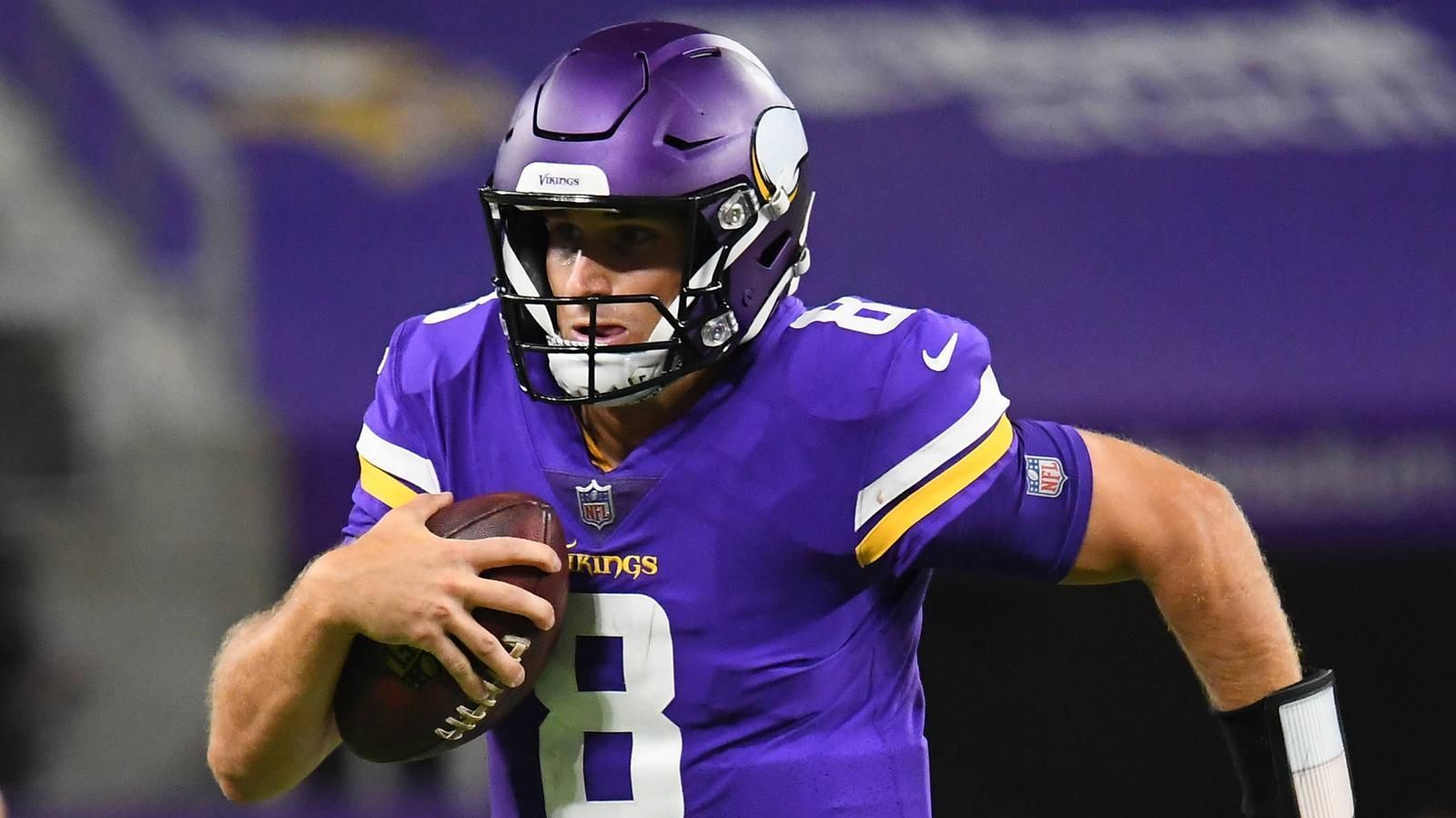 
                <strong>Minnesota Vikings</strong><br>
                Kirk Cousins (Quarterback)Riley Reiff (Offensive Tackle) Kyle Rudolph (Tight End)Everson Griffen (Defensive End)Linval Joseph (Defensive Tackle)Anthony Barr (Linebacker)
              