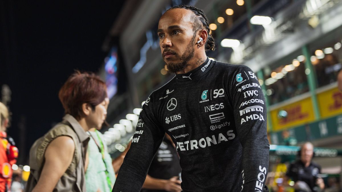 Marina Bay Street Circuit, Singapore, Singapore. 22.September.2024; Lewis Hamilton of Great Britain and Mercedes-AMG PETRONAS F1 Team during Formula One Singapore Grand Prix PUBLICATIONxNOTxINxJPN ...