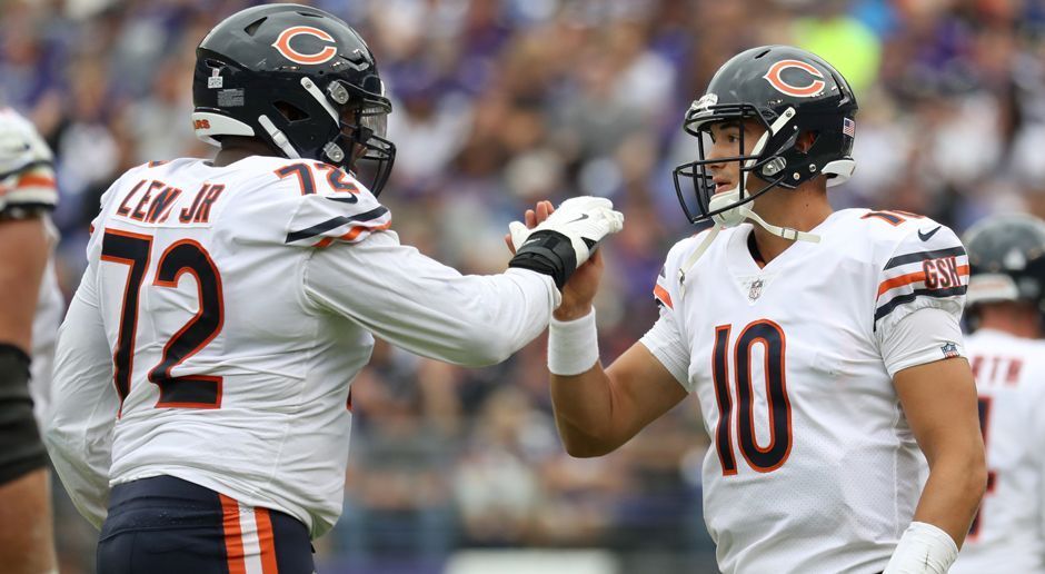 
                <strong>Chicago Bears </strong><br>
                Charles Leno (Offensive Tackle, im Bild Nr. 72), Bobby Massie (Offensive Tackle), Cody Whitehair (Center)
              