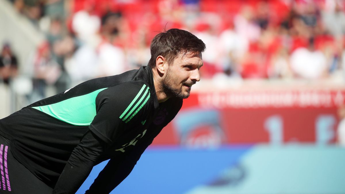 06.04.24 1. FC Heidenheim - FC Bayern München Deutschland, Heidenheim, 06.04.2024, Fussball, Bundesliga, 1. FC Heidenheim - FC Bayern München: Sven Ulreich (FC Bayern München). *** 06 04 24 1 FC He...