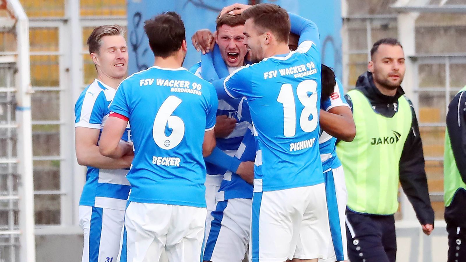 
                <strong>FSV Wacker 90 Nordhausen</strong><br>
                Landespokalsieger Thüringen: 5:0-Finalsieg gegen den FSV 1996 Preußen Bad Langensalza
              