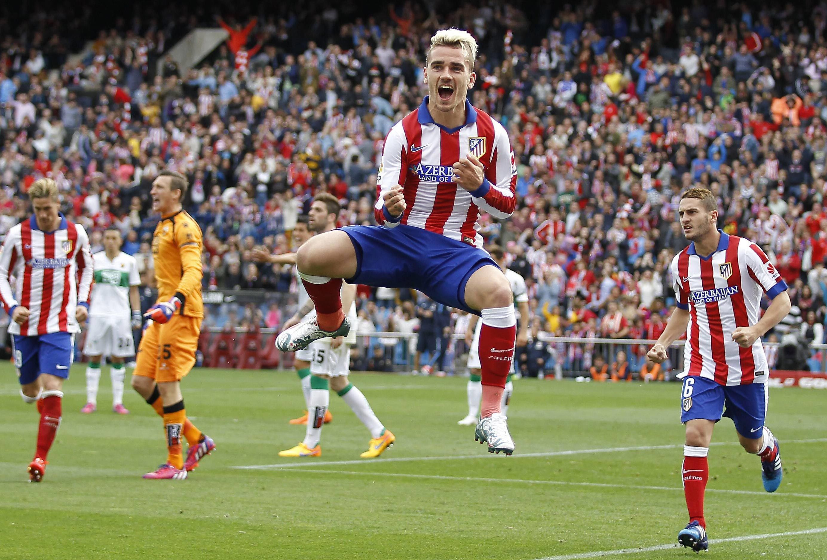 
                <strong>Antoine Griezmann (Atletico Madrid)</strong><br>
                Der französische Nationalspieler wechselte  für 30 Millionen Euro von Real Sociedad in die spanische Hauptstadt. Mittlerweile hat der Offensiv-Spieler seinen Marktwert extrem gesteigert und wird mit vielen Top-Klubs in Verbindung gebracht. Bilanz: 53 Spiele, 31 Scorer-Punkte.
              