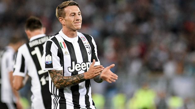 
                <strong>Platz 8 - Juventus Turin</strong><br>
                Ausgaben im Sommer 2017: 149,2 Millionen EuroTeuerster Neuzugang: Federico Bernardeschi - 40 Millionen Euro Ablöse (vom AC Florenz)
              