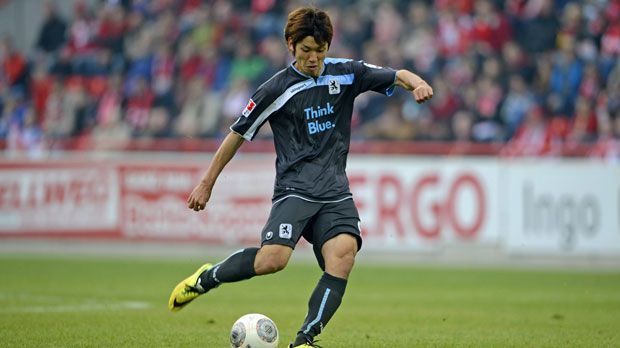 
                <strong>Sturm: Yuya Osako</strong><br>
                Wechsel: 2014/15 für 1,6 Millionen Euro Ablöse zum 1. FC KölnAktueller Verein: 1. FC Köln
              